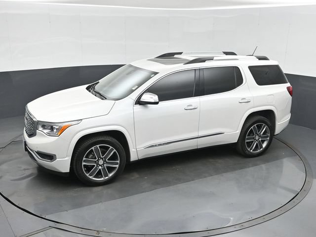 Used 2019 GMC Acadia Denali w/ Technology Package FWD image 39
