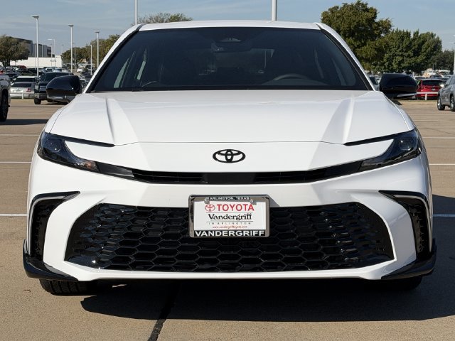 New 2026 Toyota Camry Hybrid w/ Convenience Package FWD image 8