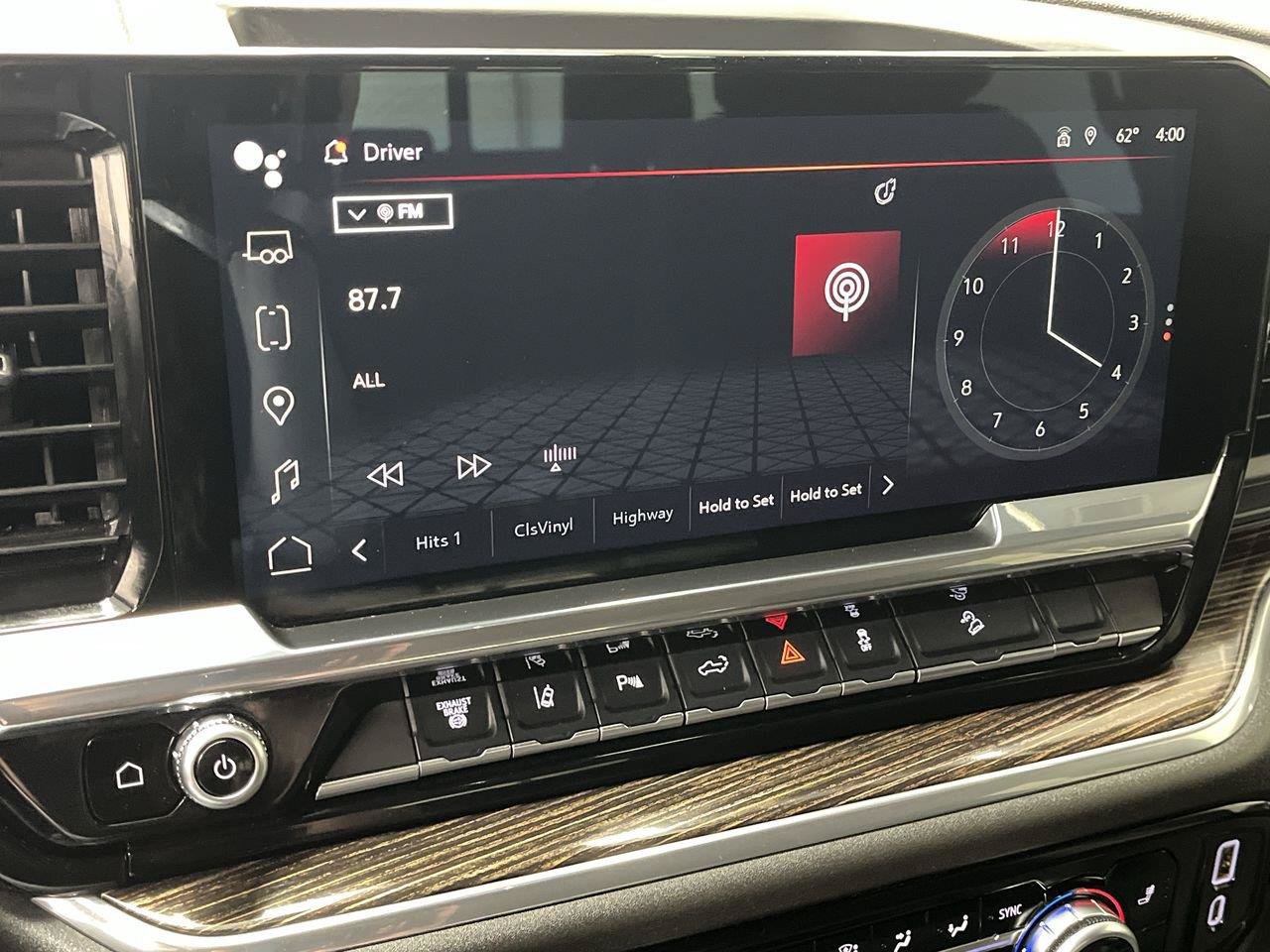 Certified 2025 GMC Sierra 2500 SLE w/ SLE Value Package; AWD/4WD image 19