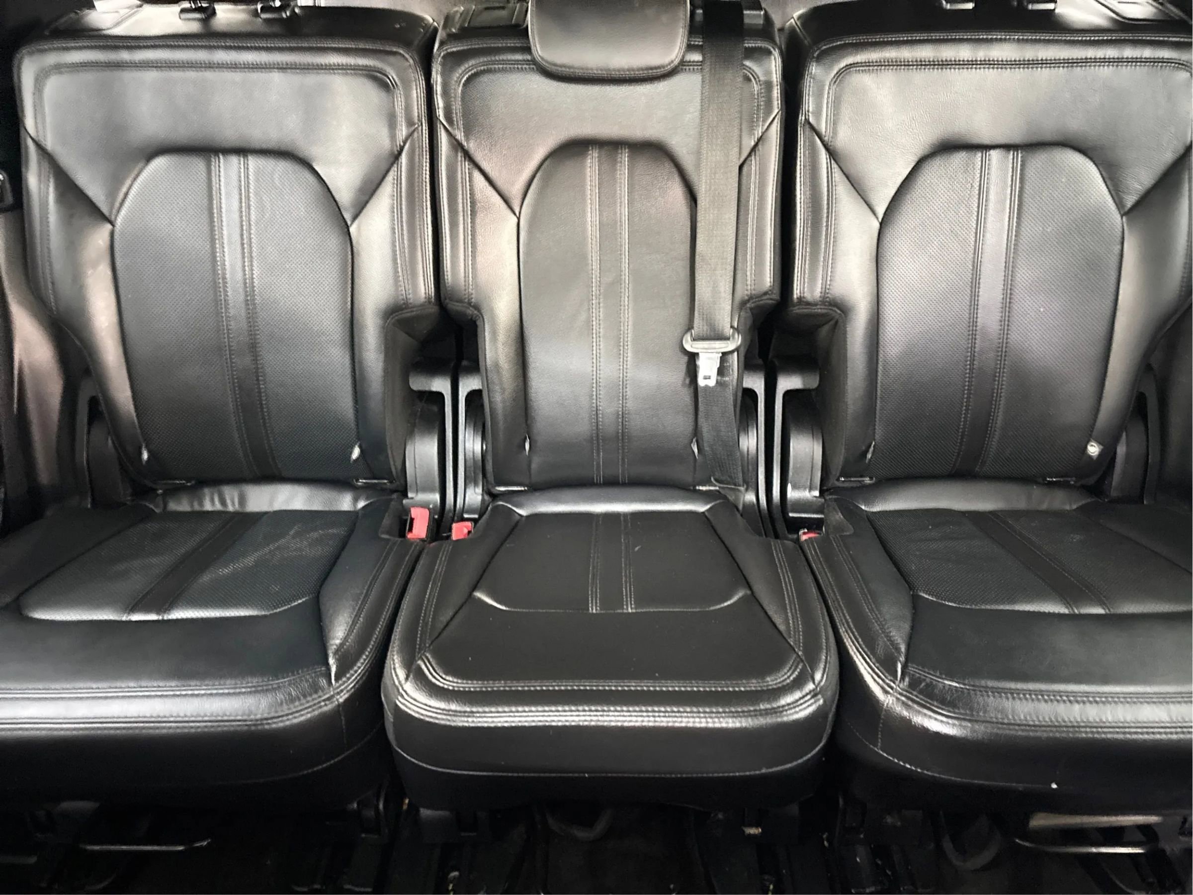 Used 2018 Ford Expedition Limited w/ Equipment Group 301A image 20