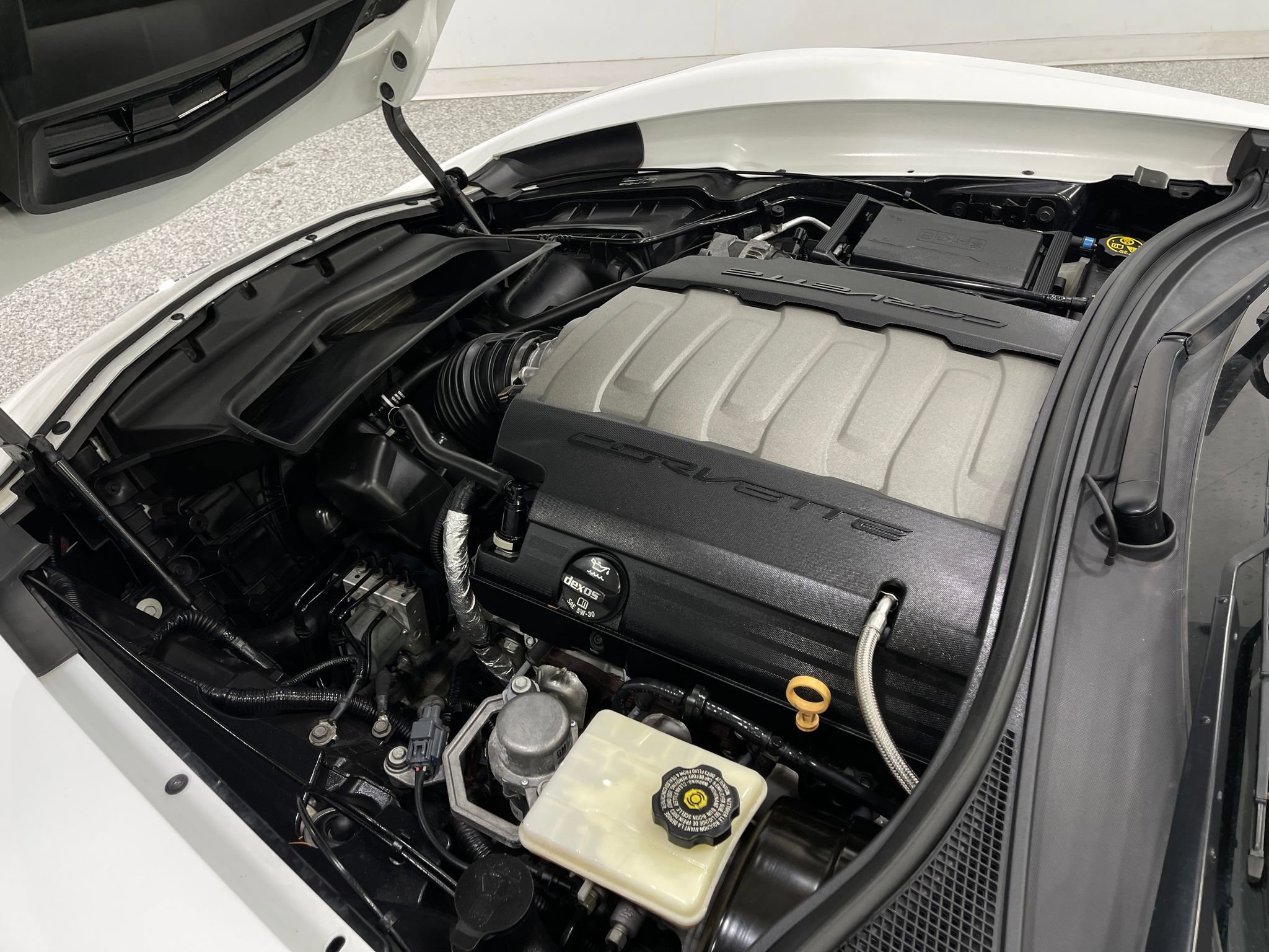 Used 2016 Chevrolet Corvette Stingray w/ 3LT Preferred Equipment Group image 27