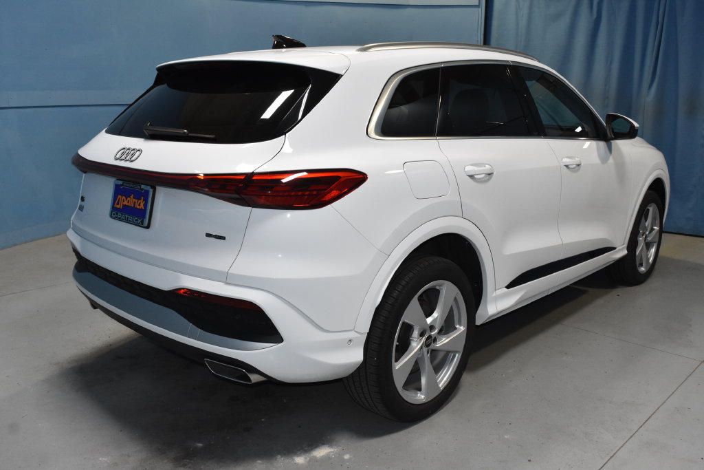 Certified 2025 Audi Q5 Premium Plus w/ Premium Plus AWD/4WD image 23