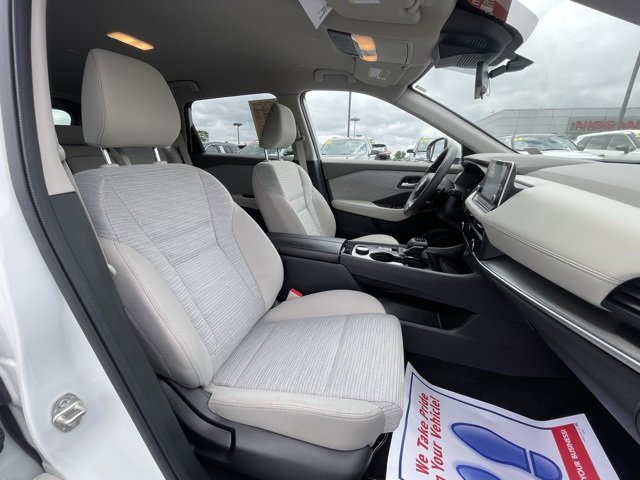 Certified 2023 Nissan Rogue SV image 19