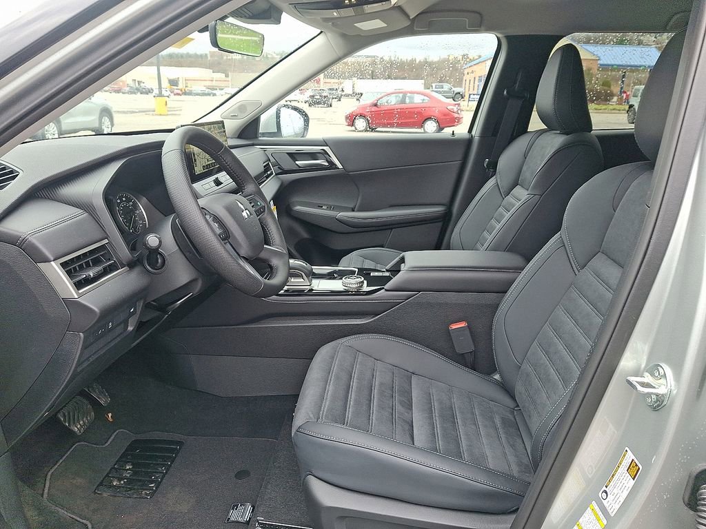 New 2026 Mitsubishi Outlander SE AWD/4WD image 6