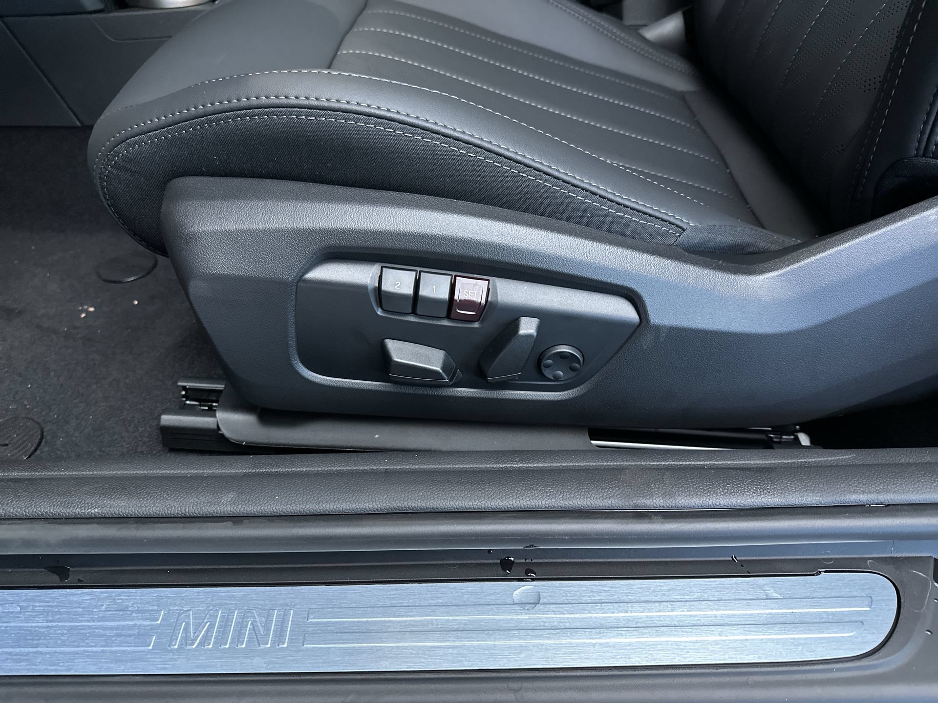Used 2026 MINI Cooper S FWD image 13