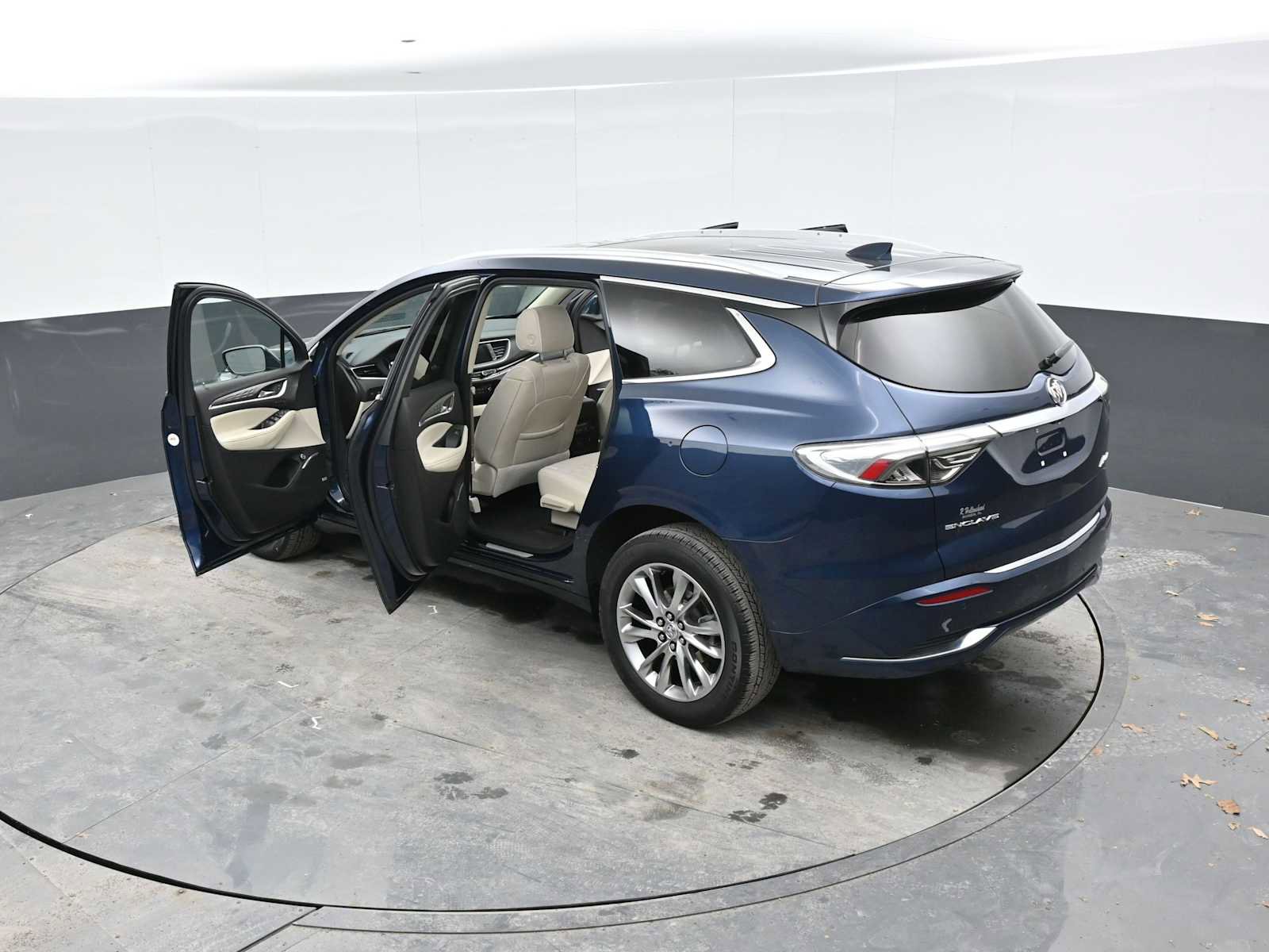 Used 2023 Buick Enclave Avenir w/ Avenir Technology Package image 53