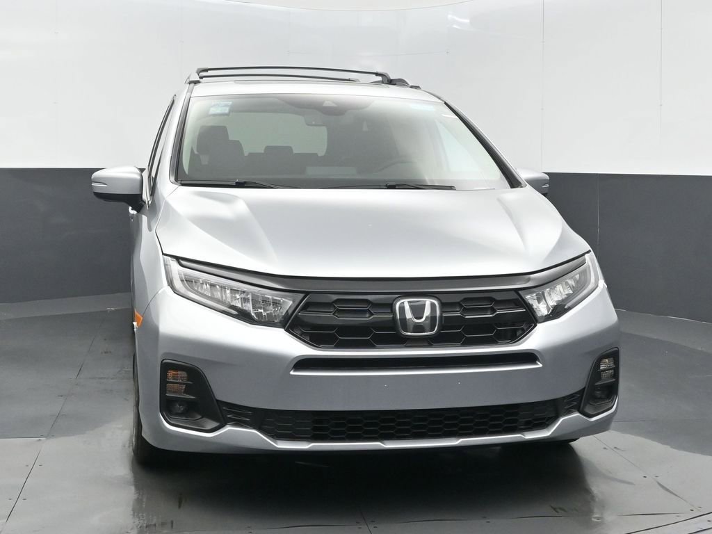 New 2026 Honda Odyssey Touring image 4