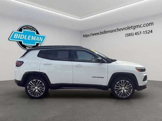 Used 2023 Jeep Compass Limited w/ Elite Group AWD/4WD image 9