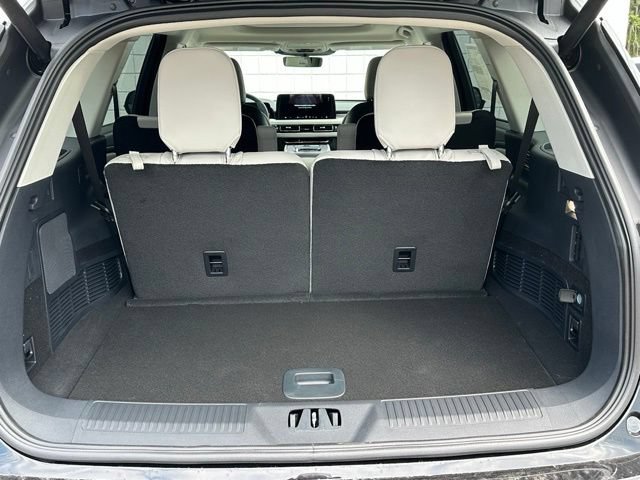 New 2026 Lincoln Aviator AWD image 26