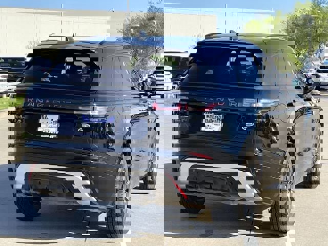 Used 2020 Land Rover Range Rover Velar R-Dynamic S image 4