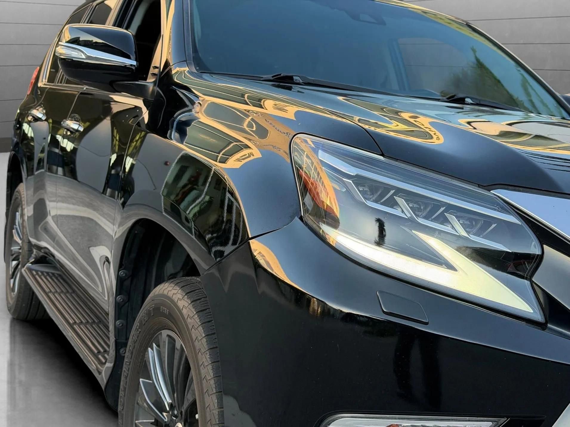 Used 2021 Lexus GX 460 Luxury w/ Sport Design Package image 17