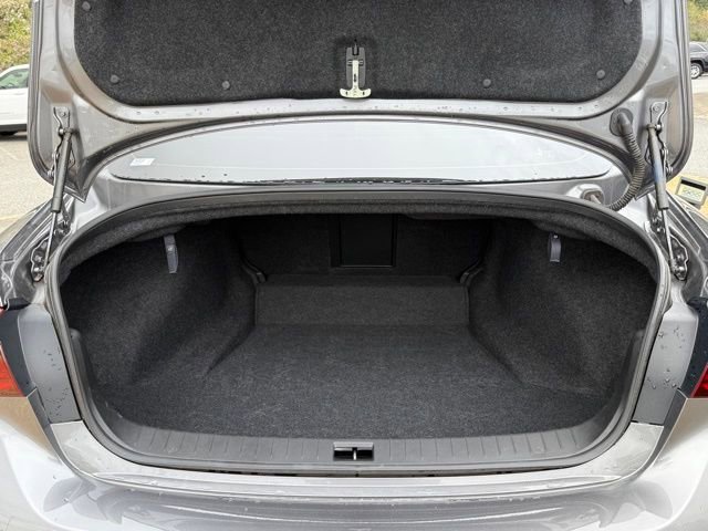 Used 2023 INFINITI Q50 Sensory image 29