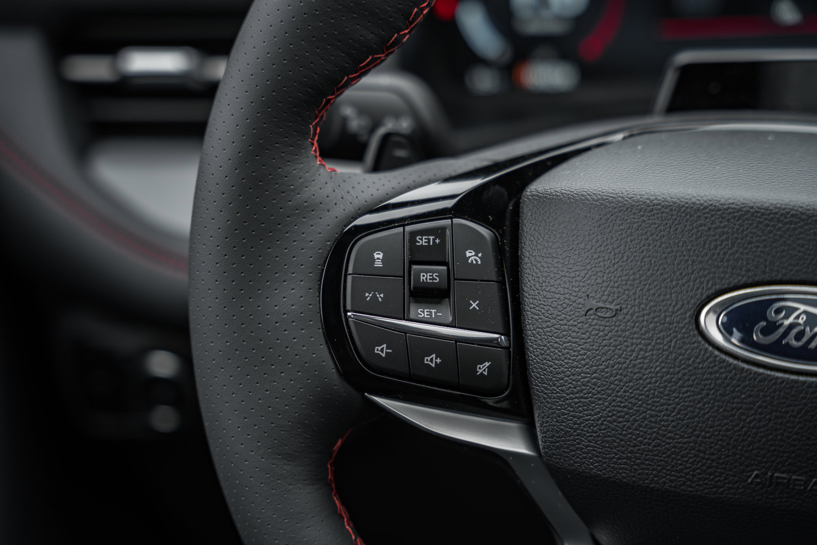 New 2026 Ford Explorer ST w/ Sun And Sound Package image 32