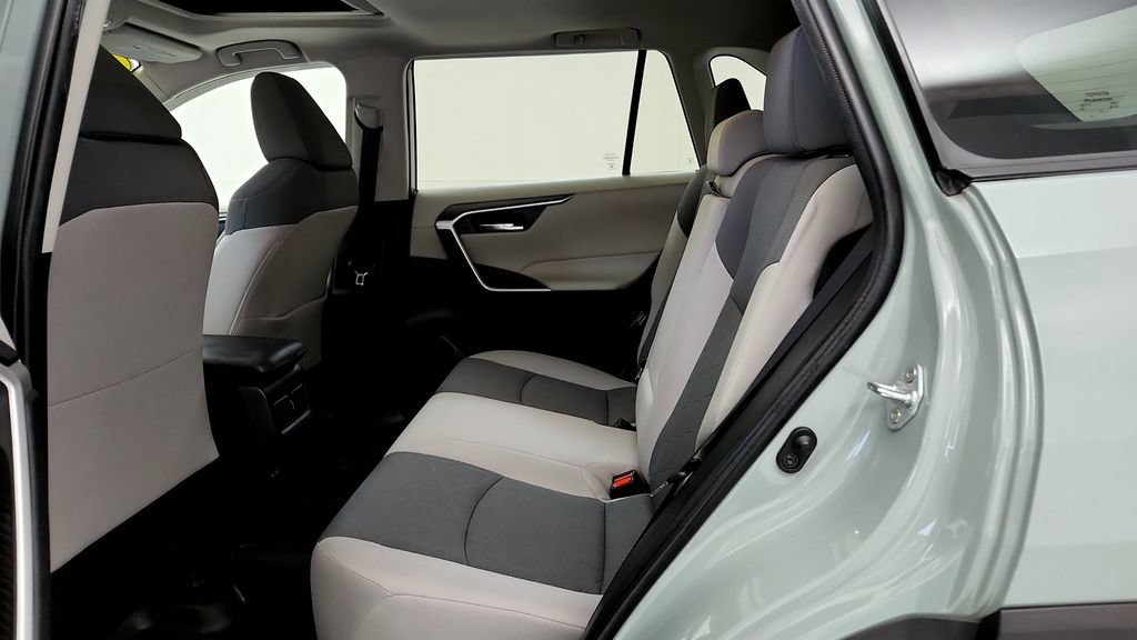 Used 2022 Toyota RAV4 XLE w/ Convenience Package AWD/4WD image 21