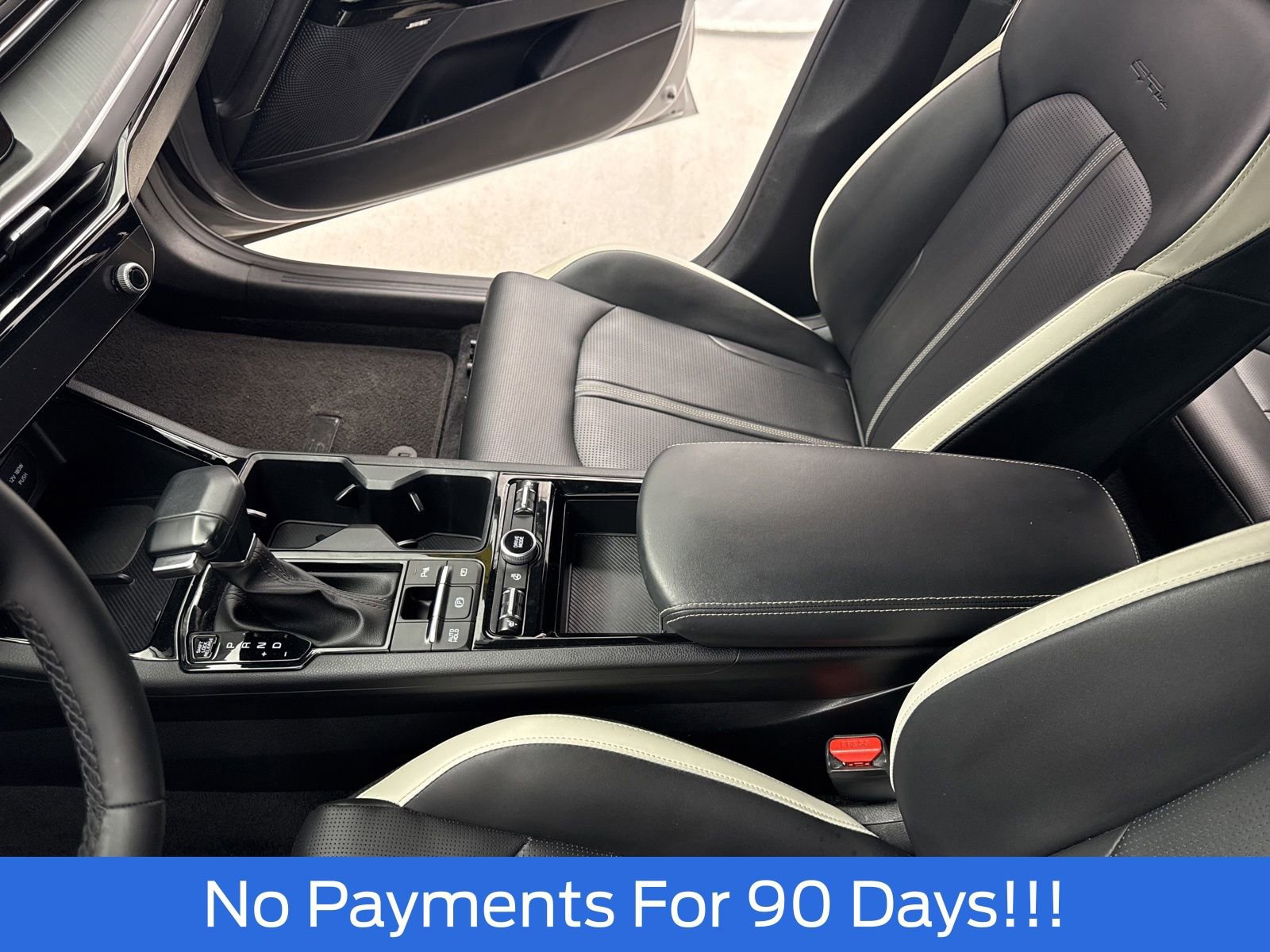 Used 2025 Kia K5 GT-Line w/ GT-Line Premium Package AWD/4WD image 19