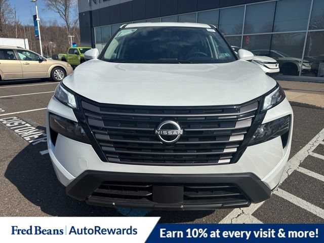 New 2026 Nissan Rogue SV w/ Cold Weather Package AWD/4WD image 3