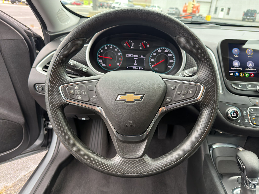 Used 2024 Chevrolet Malibu LT FWD image 12