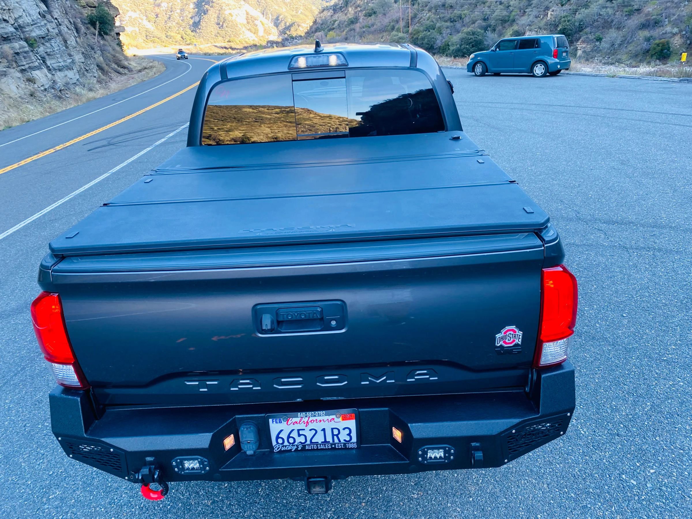Used 2017 Toyota Tacoma TRD Sport w/ Premium & Technology Package image 29