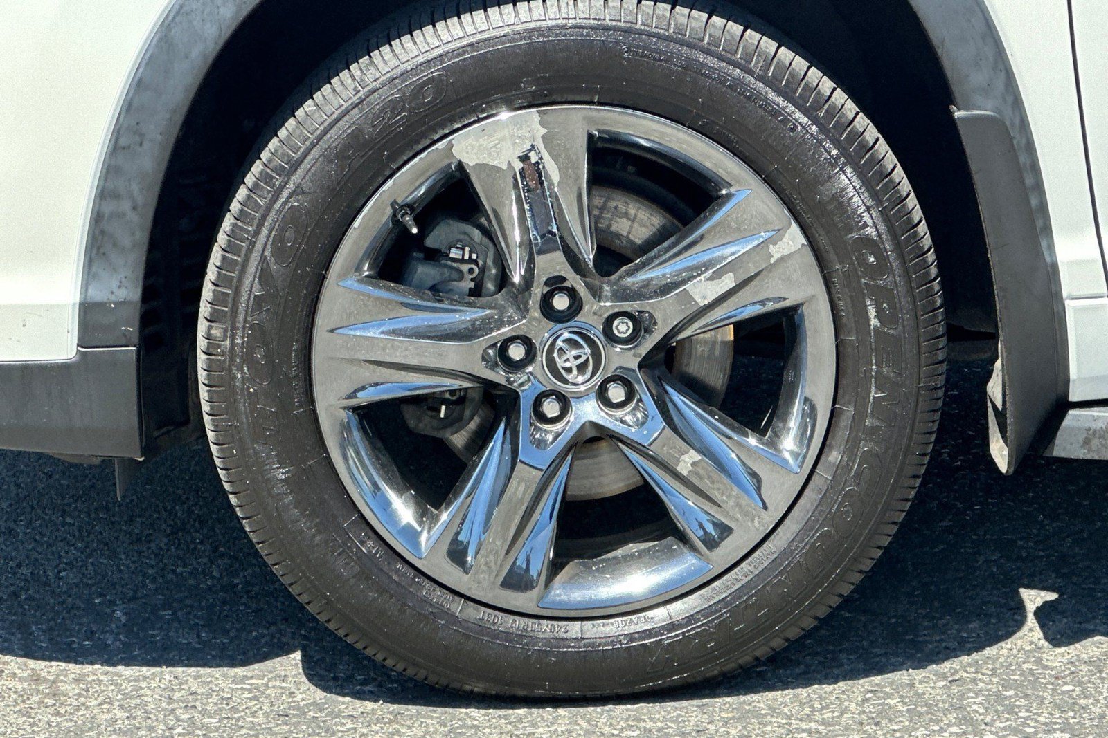 Used 2019 Toyota Highlander Limited Platinum AWD/4WD image 12