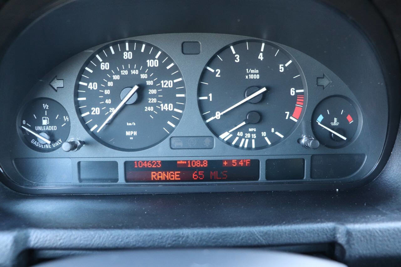 Used 2002 BMW X5 3.0i image 25