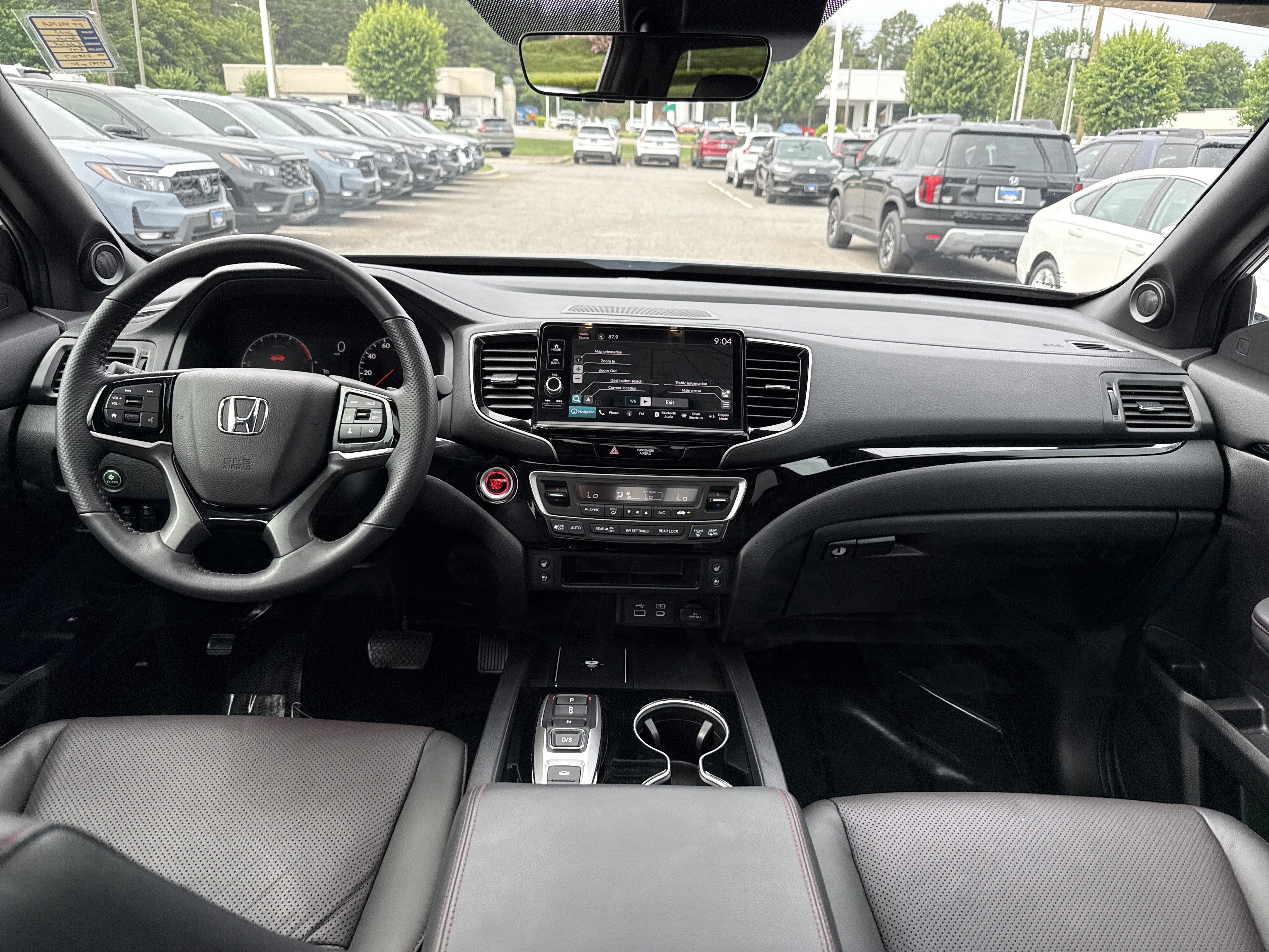 Certified 2025 Honda Ridgeline Black Edition image 29