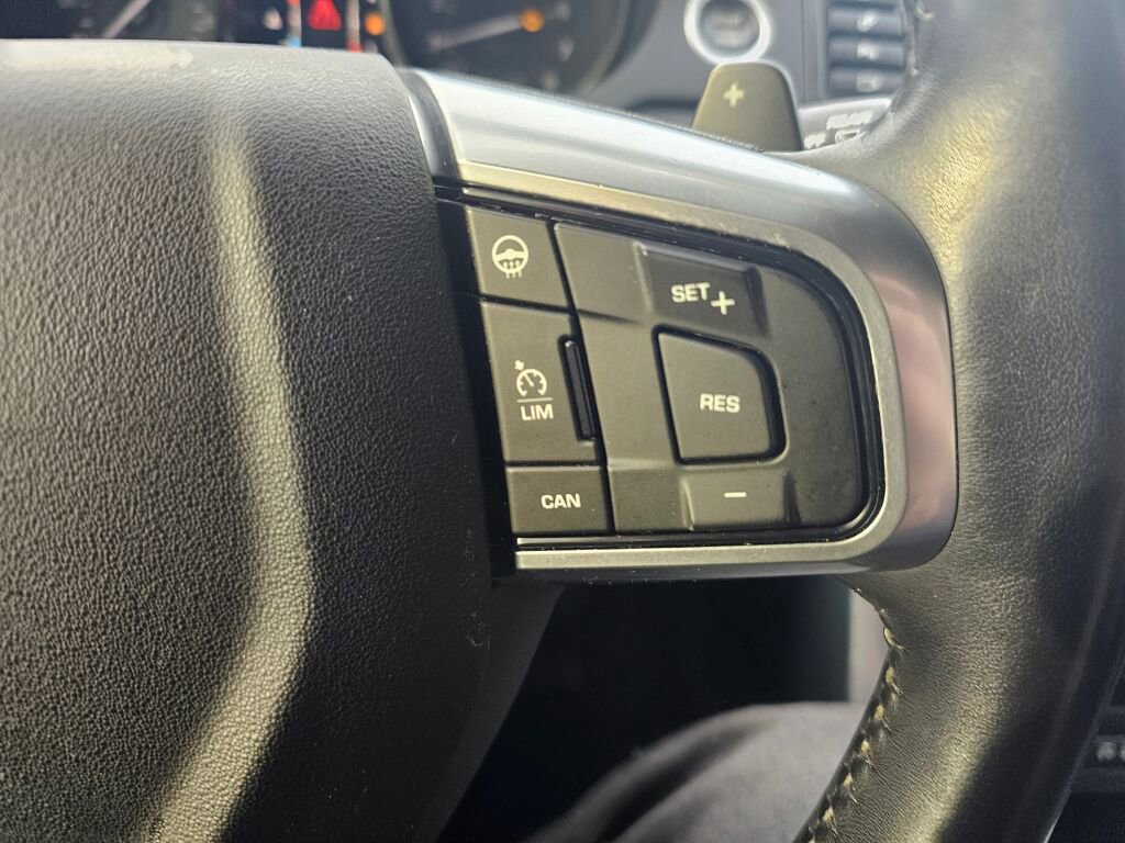 Used 2016 Land Rover Discovery Sport HSE Luxury AWD/4WD image 22