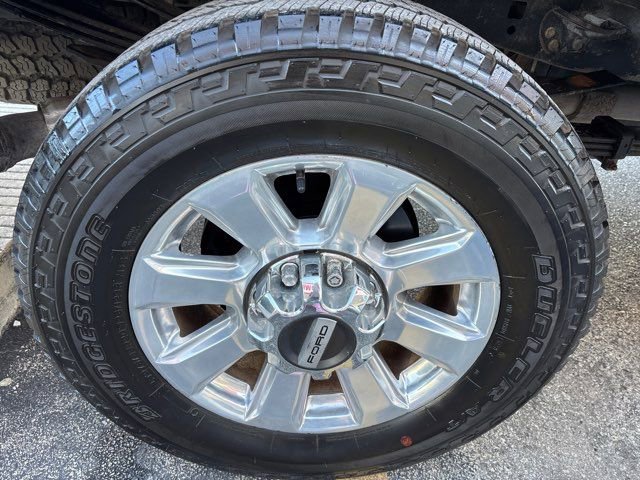 Used 2018 Ford F350 Platinum w/ Platinum Ultimate Package AWD/4WD image 11