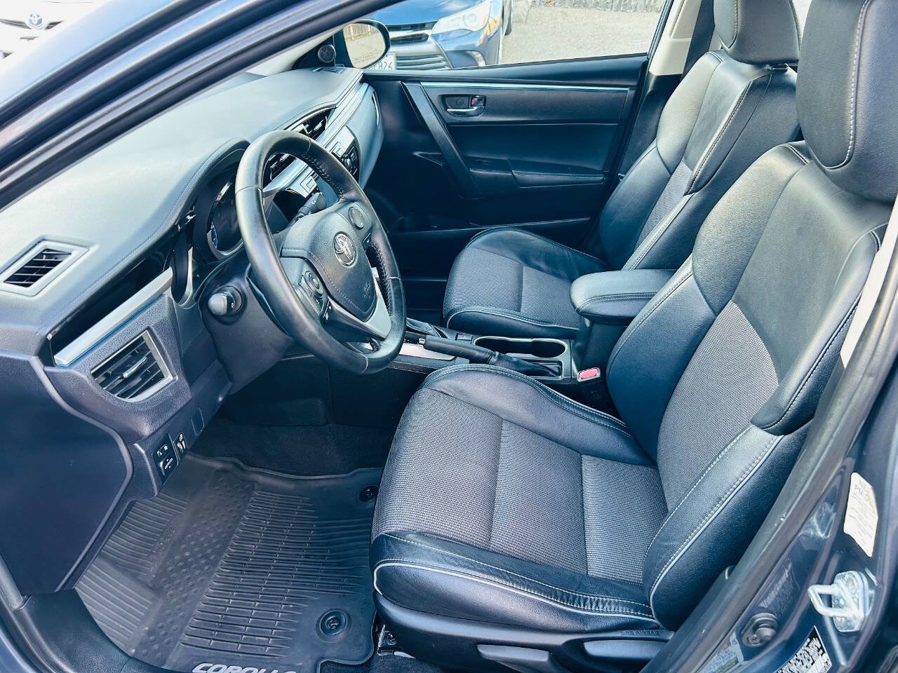 Used 2016 Toyota Corolla S image 13