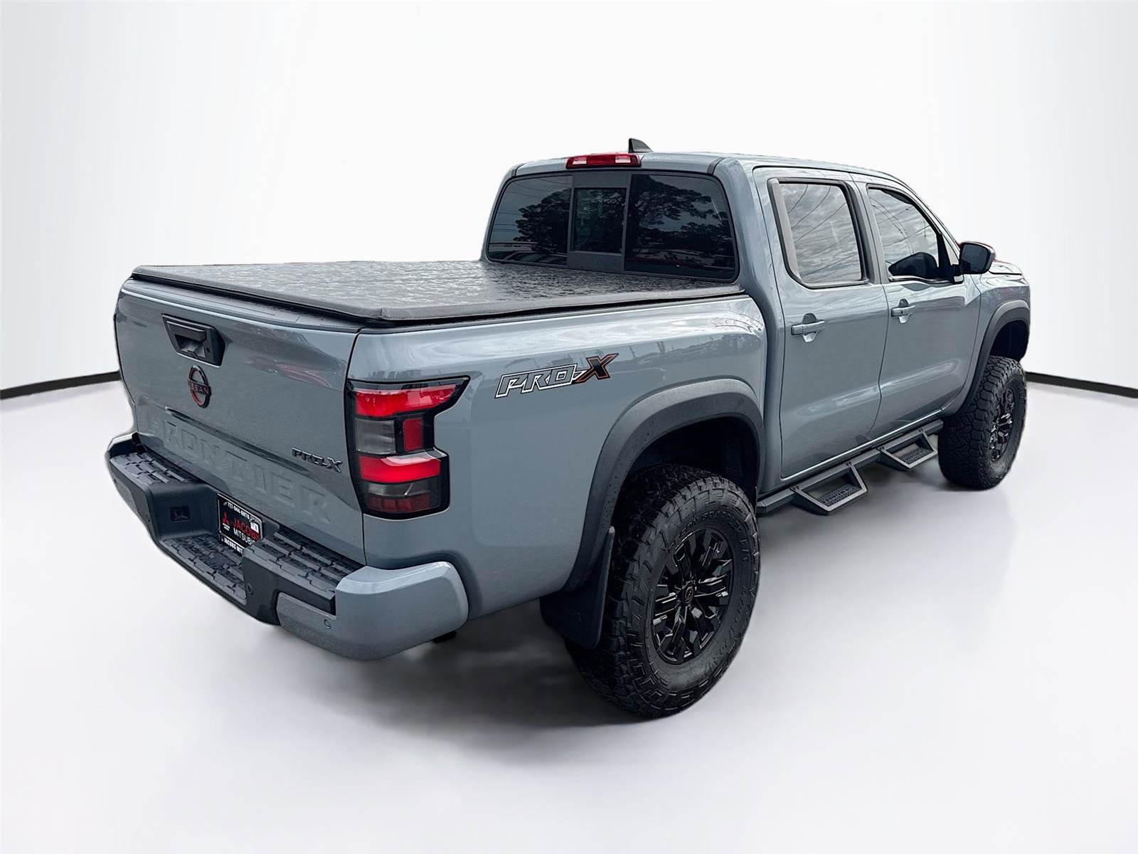 Used 2022 Nissan Frontier Pro-X w/ Technology Package image 5