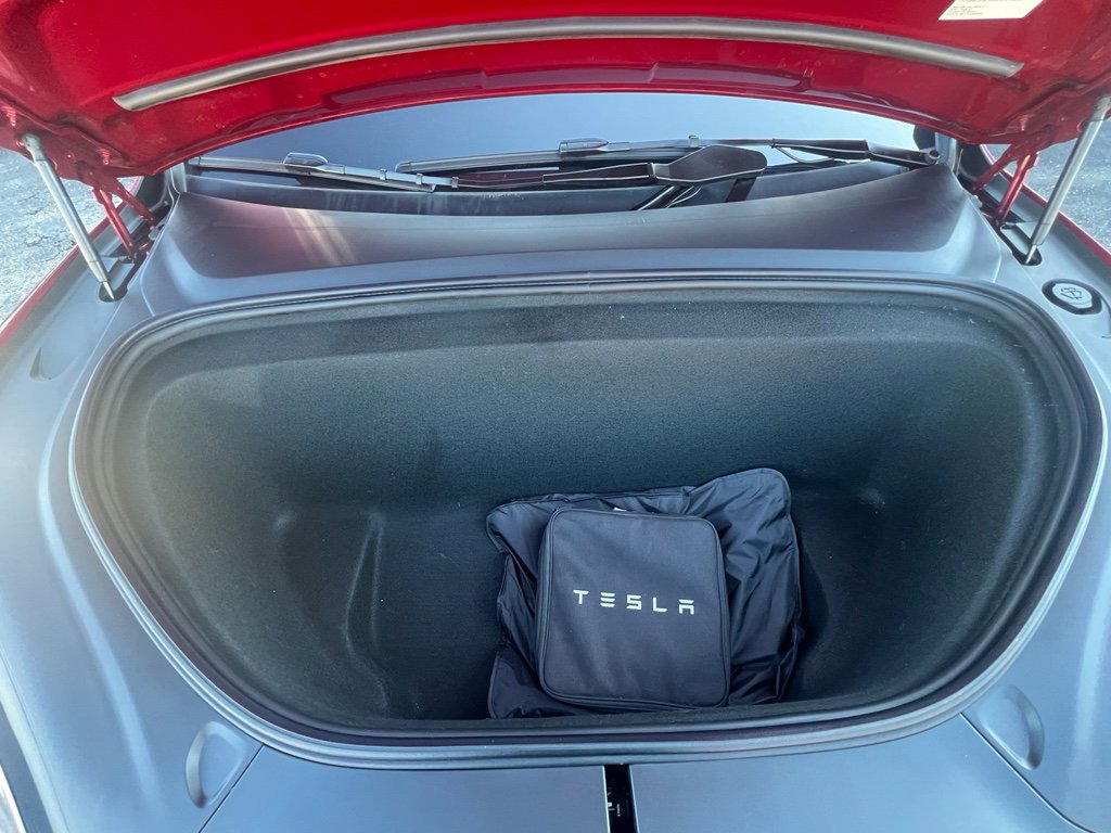 Used 2024 Tesla Model X image 24