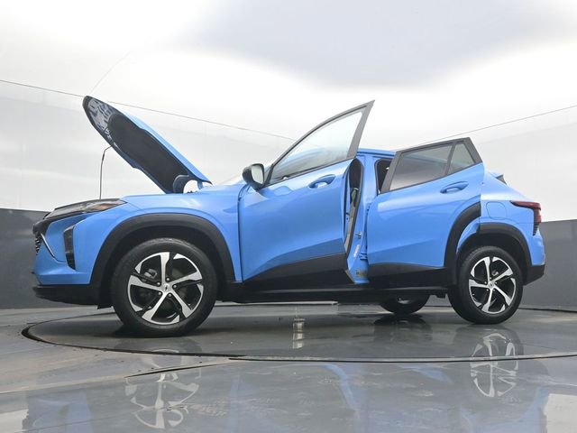 Certified 2024 Chevrolet Trax RS w/ Driver Confidence Package image 59