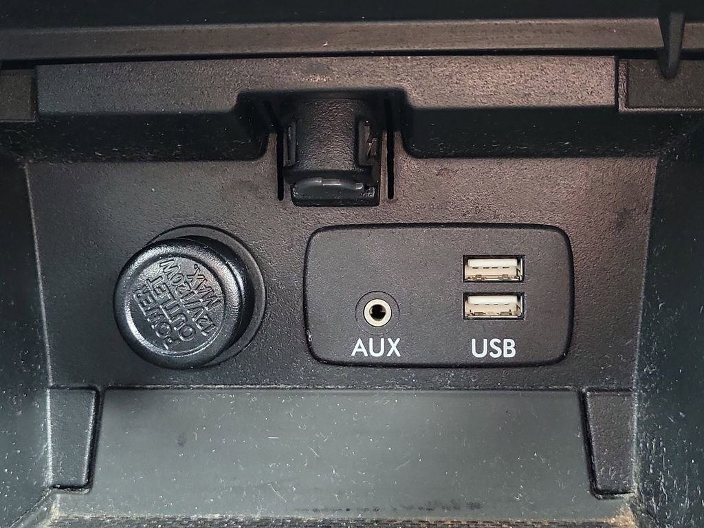 Used 2018 Subaru Outback 2.5i Limited image 36