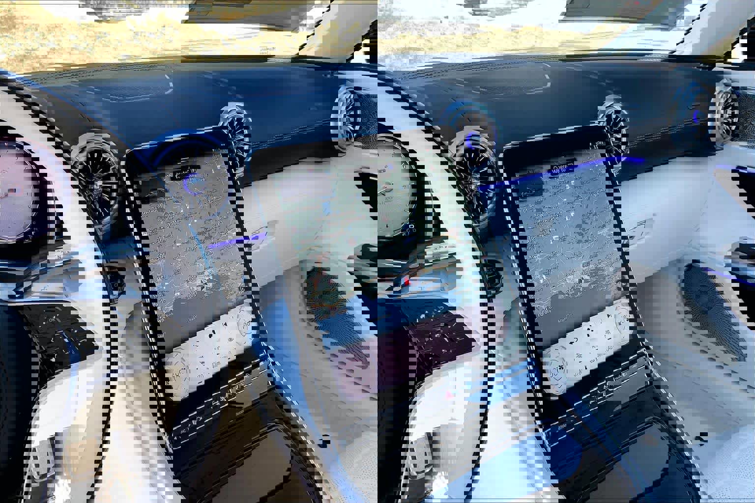 New 2026 Mercedes-Benz Maybach SL 680 image 6