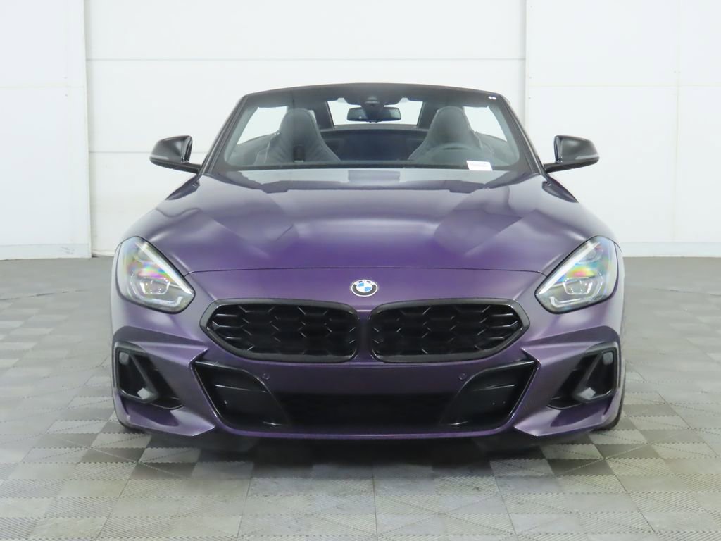 Used 2025 BMW Z4 M40i w/ Premium Package image 2