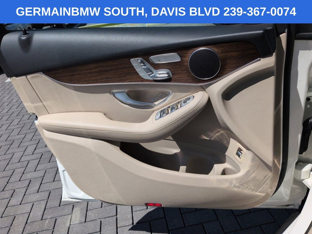 Used 2022 Mercedes-Benz GLC 300 image 28