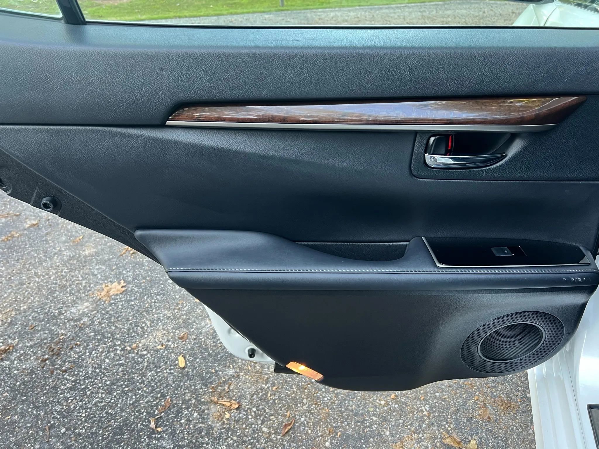 Used 2017 Lexus ES 350 image 27