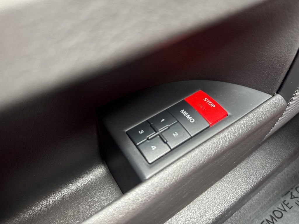 Used 2005 Audi A4 2.0T image 7