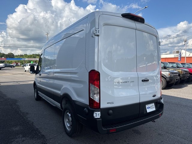 New 2025 Ford Transit 250 148 Medium Roof w/ Load Area Protection Package image 5