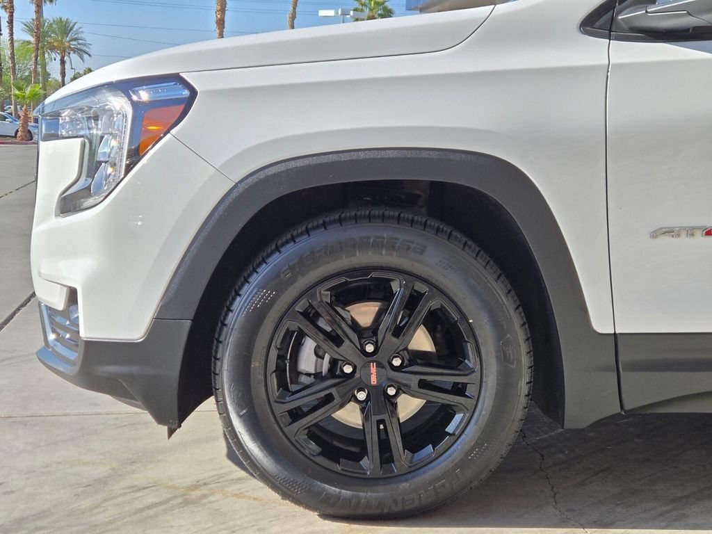 Used 2024 GMC Terrain AT4 AWD/4WD image 11