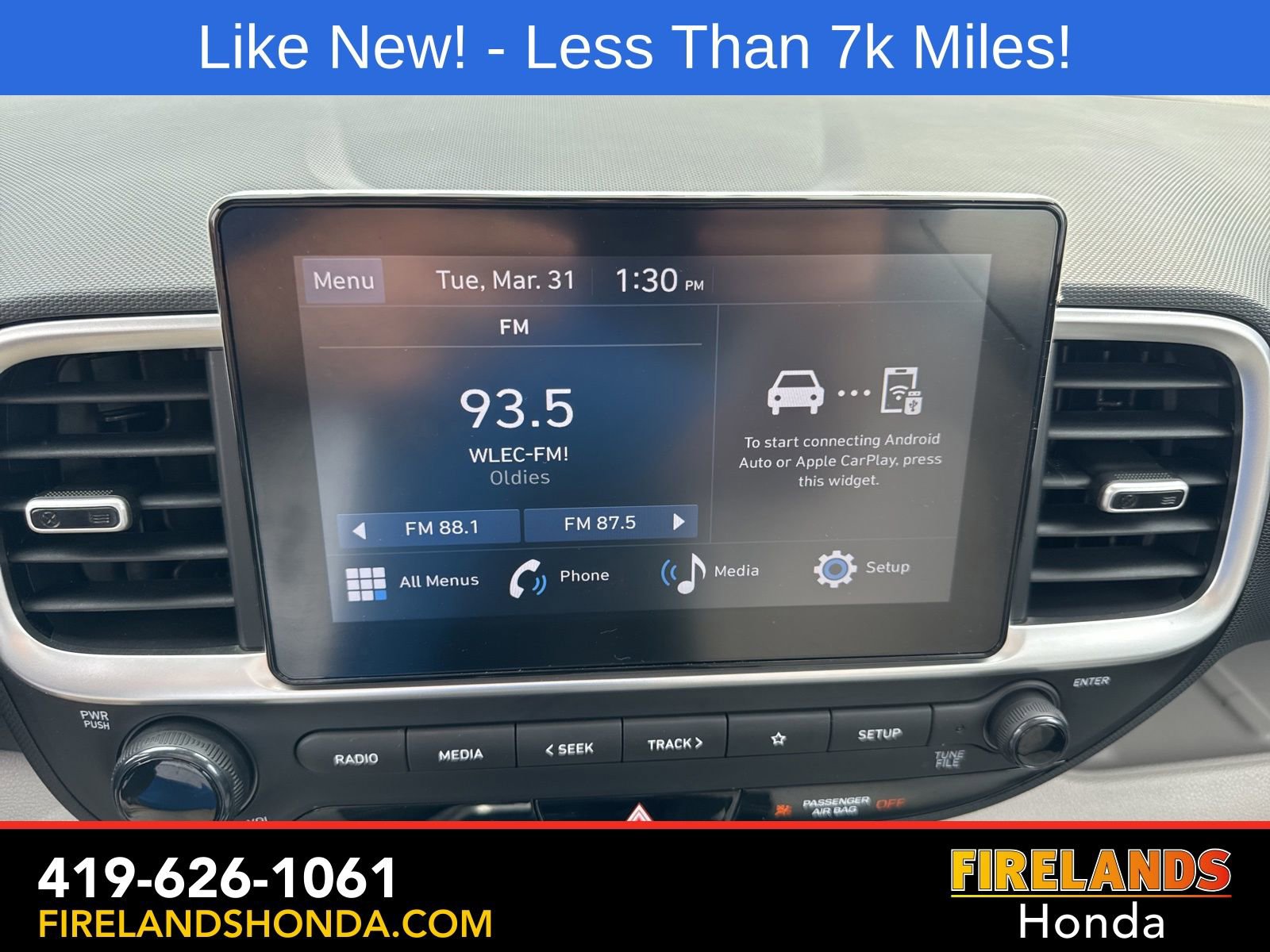 Used 2025 Hyundai Venue SEL image 21