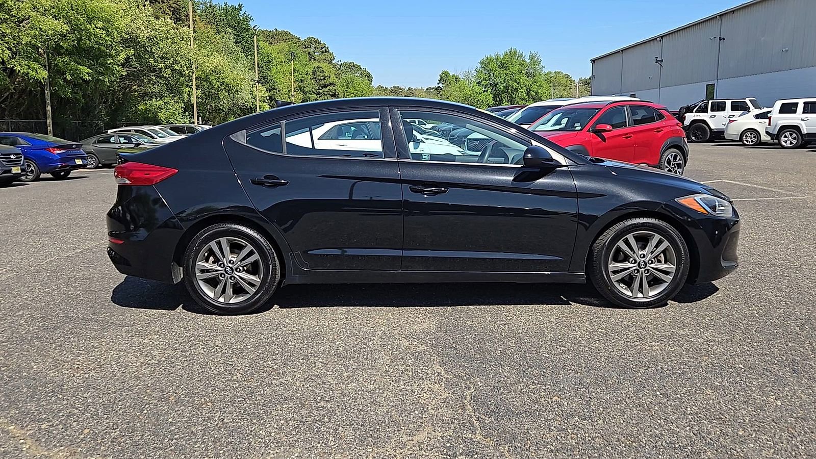 Used 2018 Hyundai Elantra SEL FWD image 9