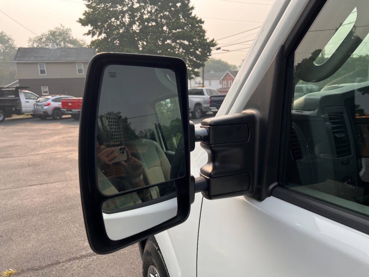 Used 2012 Nissan NV 3500 SV w/ Technology Pkg RWD image 12