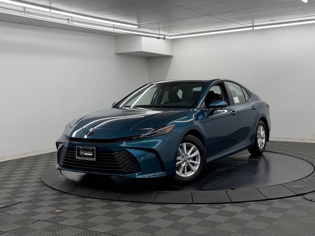 Used 2026 Toyota Camry LE w/ Convenience Package FWD image 1