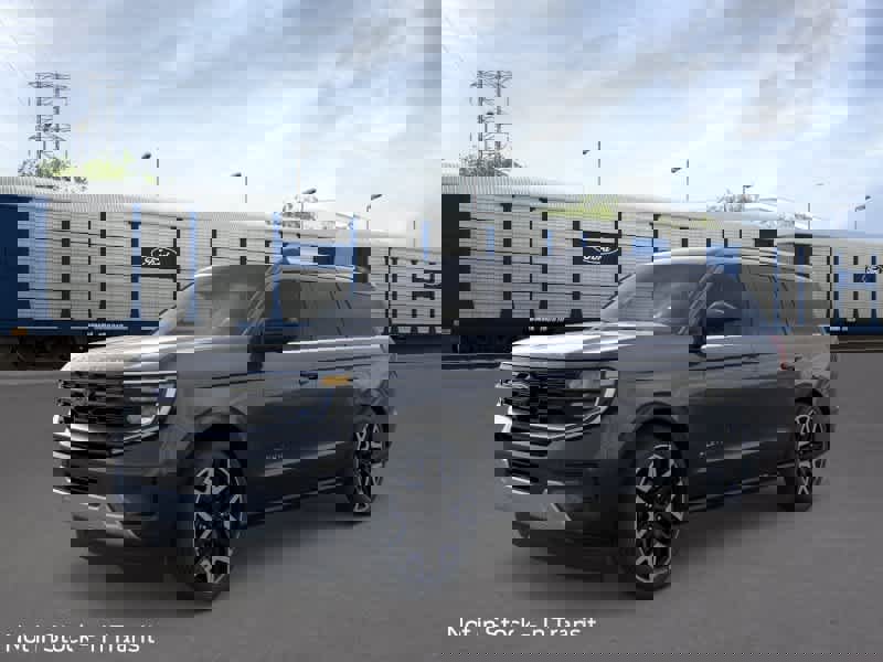 New 2026 Ford Expedition Platinum AWD/4WD image 1