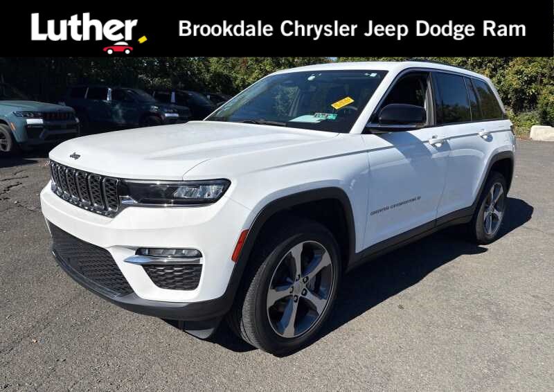 Used 2023 Jeep Grand Cherokee Limited AWD/4WD image 1