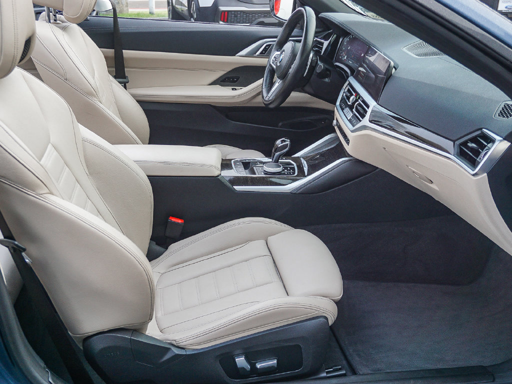 Used 2023 BMW M440i Convertible w/ Premium Package RWD image 13