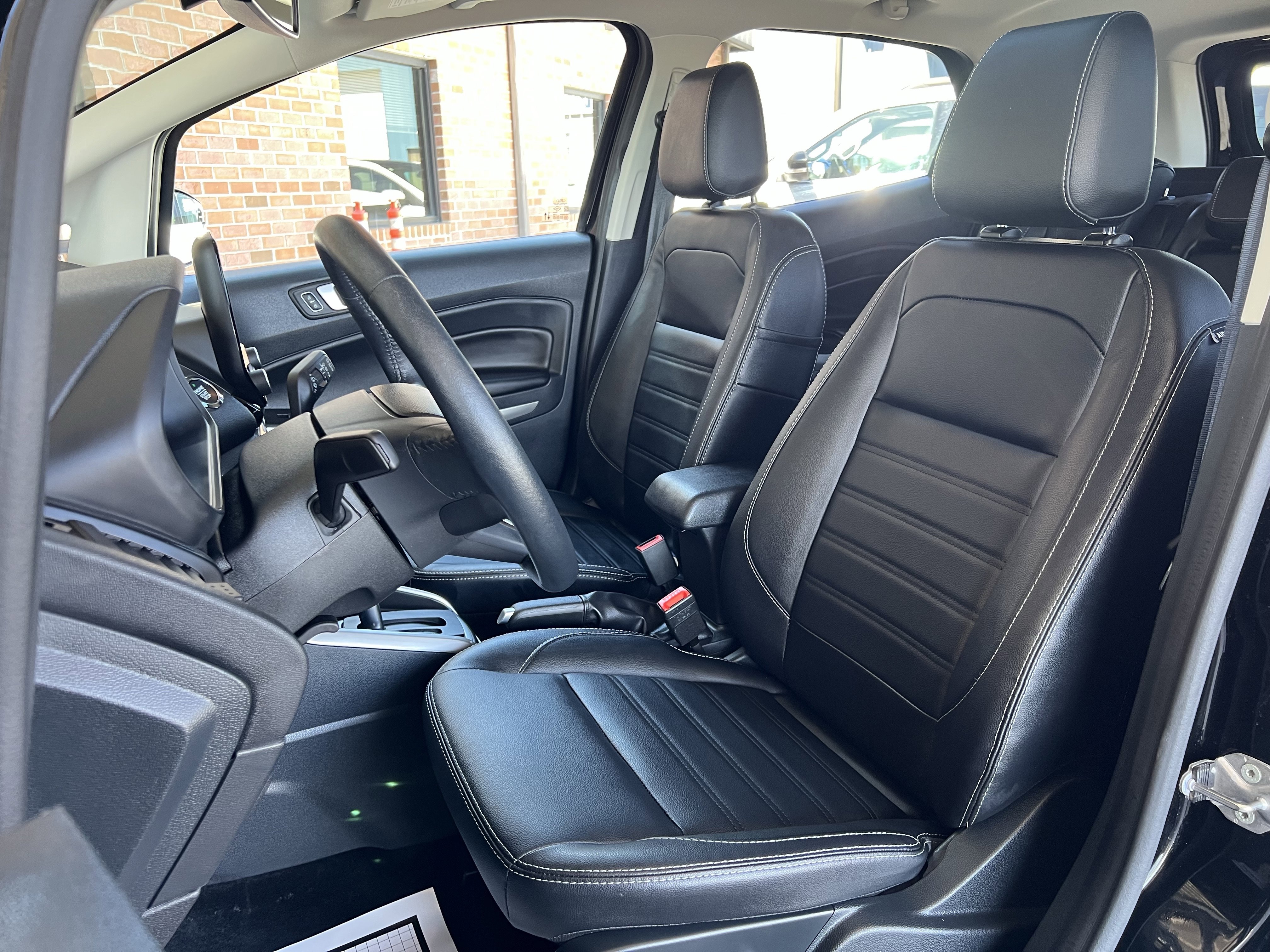 Used 2022 Ford EcoSport Titanium AWD/4WD image 13