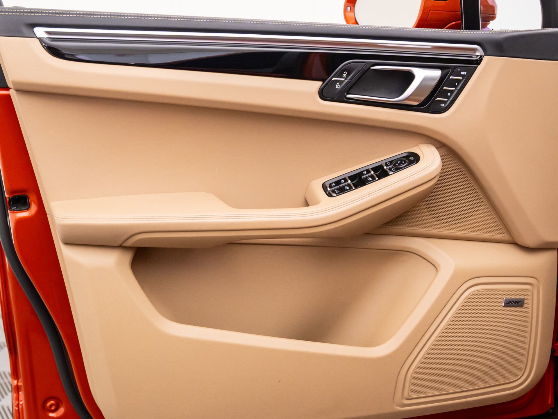 Certified 2022 Porsche Macan GTS image 13