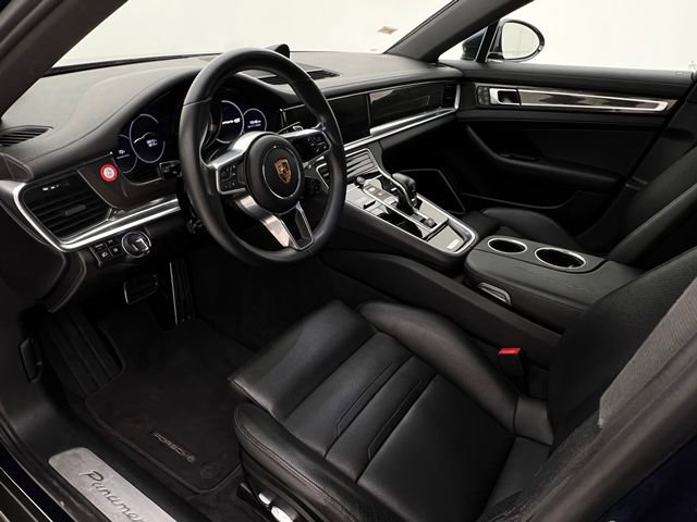 Used 2020 Porsche Panamera 4S image 12