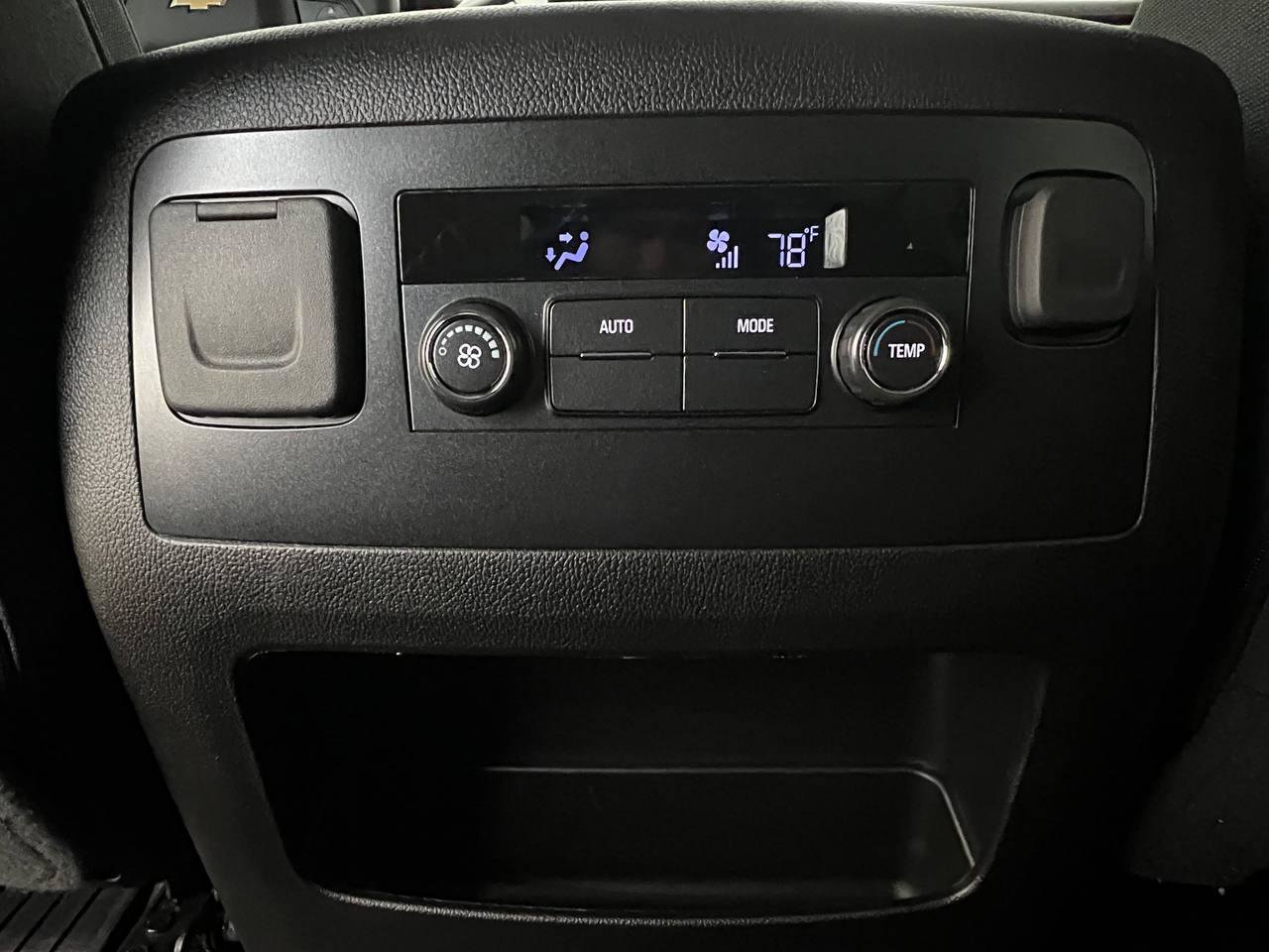 Used 2020 Chevrolet Tahoe 4WD image 26